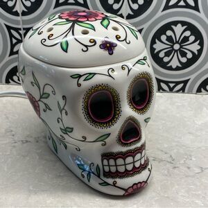 Scentsy Calavera Sugar Skull Día De Los Muertos Full Size Warmer Retired